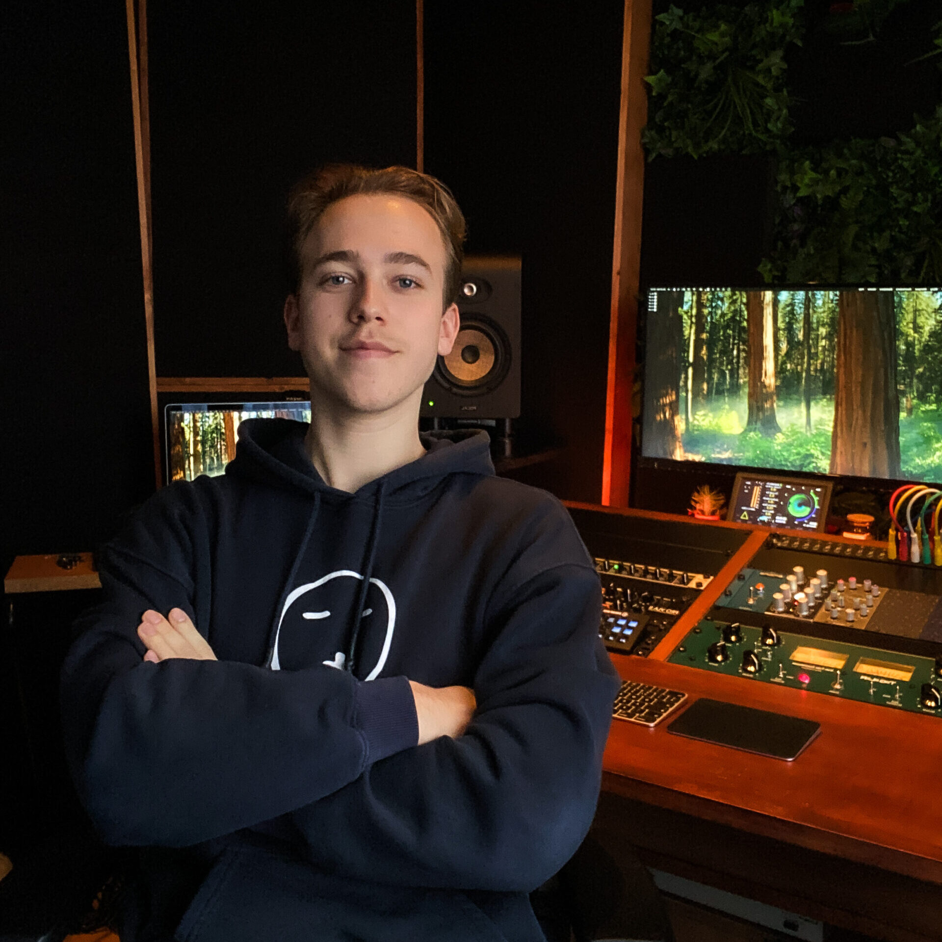 Nikos In The Mastering Studio